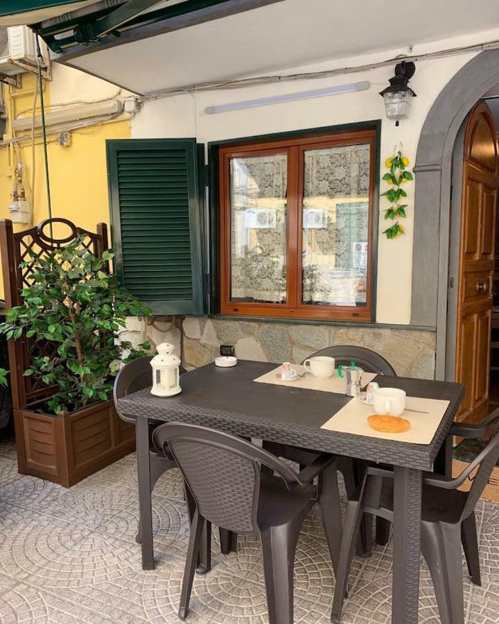 Villa San Gennaro House à Naples Extérieur photo